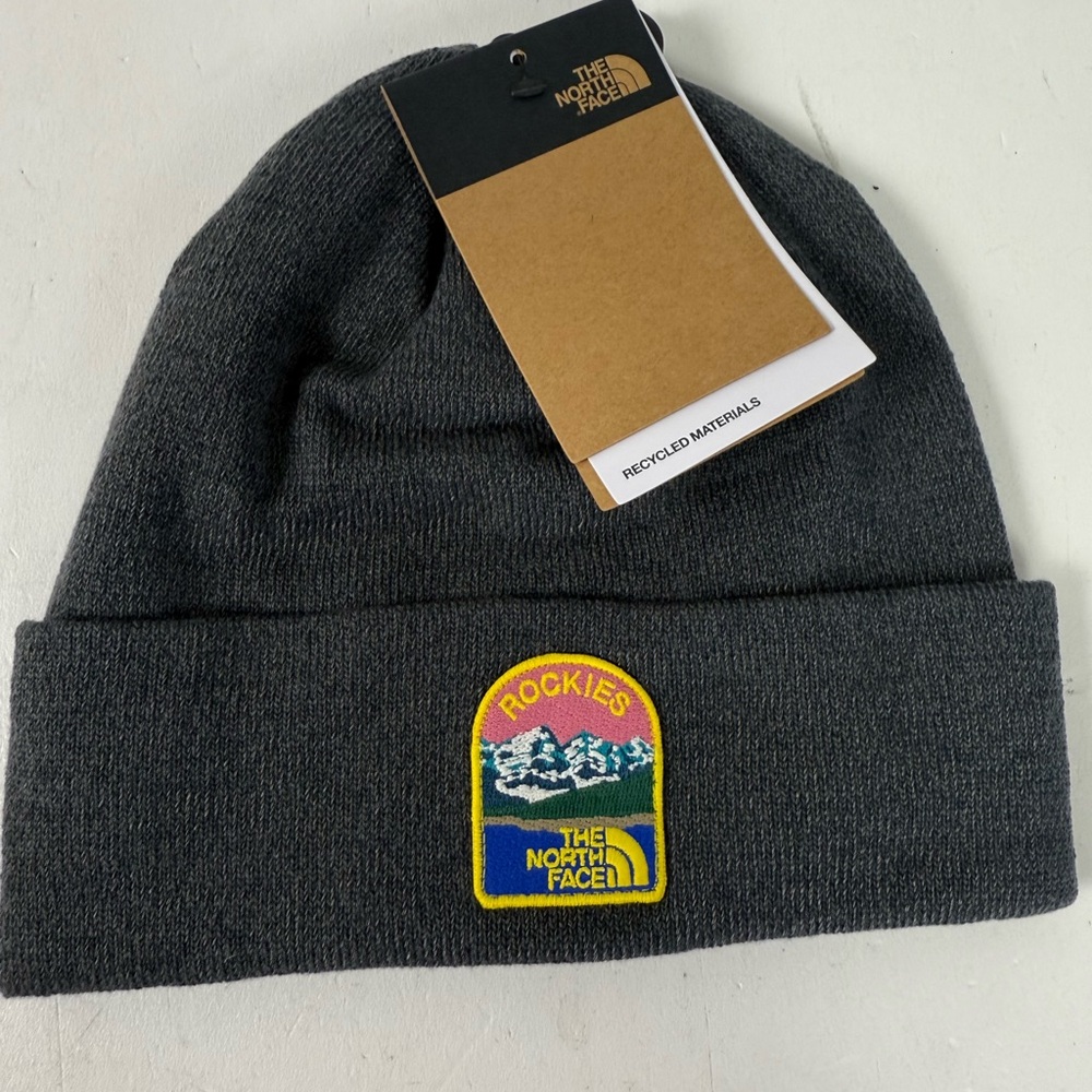 TNF North Face Earthscape Embroidered Patch Beanies set of 3 New NwT Mountains - Picture 8 of 10